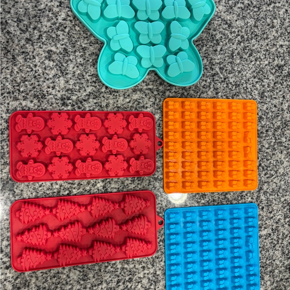 Silicone Ice Cube Trays / Candy Molds, bear and Christmas